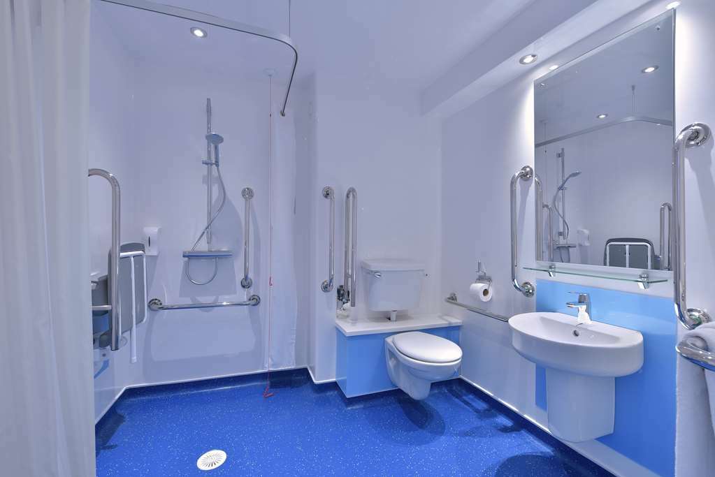 Travelodge Widnes Room photo